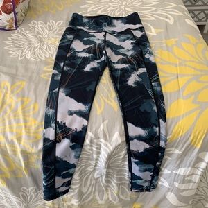 Sweaty Betty reversible leggings